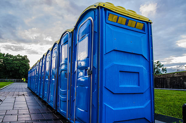 Best Temporary restroom rental  in Fort Thompson, SD